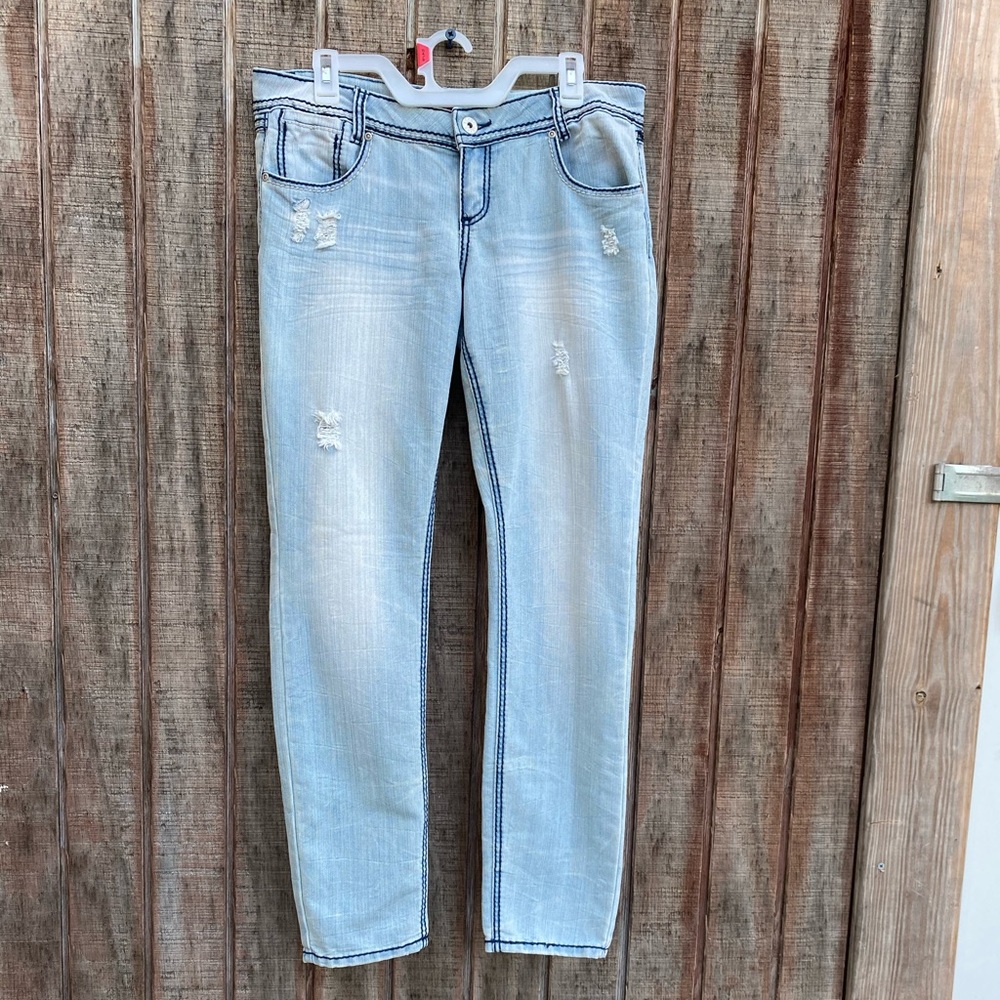 BONGO light wash double stitched jean